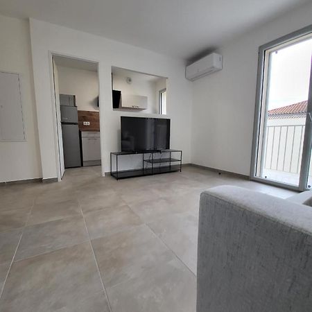 Charmant Type 1 Neuf En Hyper Centre Avec Parking Corte (Corsica) Exterior foto